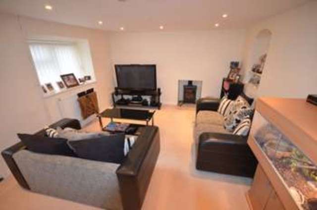  Image of 2 bedroom Detached house for sale in Cofton Hill Cockwood Exeter EX6 at Cofton Hill  Cockwood, EX6 8RB