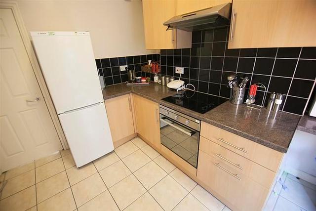  Image of 6 bedroom Terraced house to rent in Colebrooke Road Aigburth Liverpool L17 at Aigburth  Liverpool, L17 7BZ