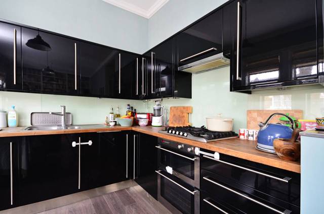  Image of 2 bedroom Flat for sale in Colenso Road London E5 at Colenso Road  Clapton, E5 0SL