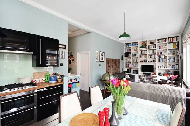  Image of 2 bedroom Flat for sale in Colenso Road London E5 at Colenso Road  Clapton, E5 0SL