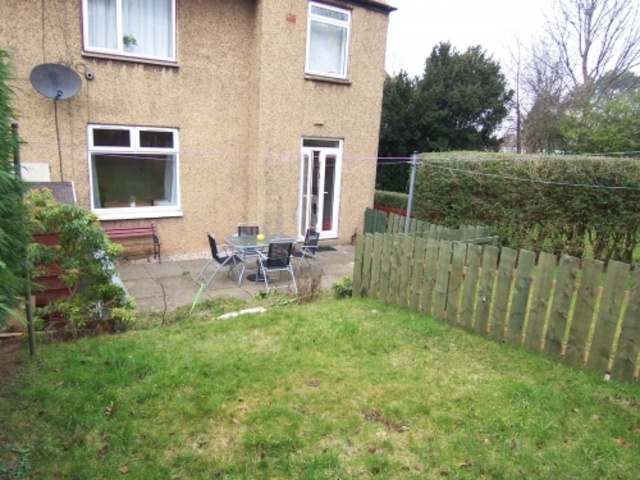  Image of 2 bedroom Flat to rent in Colinton Mains Road Edinburgh EH13 at Colinton Edinburgh Edinburgh, EH13 9BS