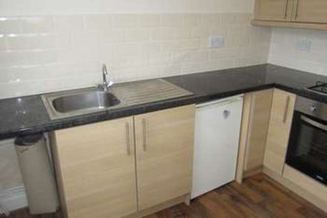  Image of 1 bedroom Flat to rent in College Road Crosby Liverpool L23 at Liverpool, L23 7TJ