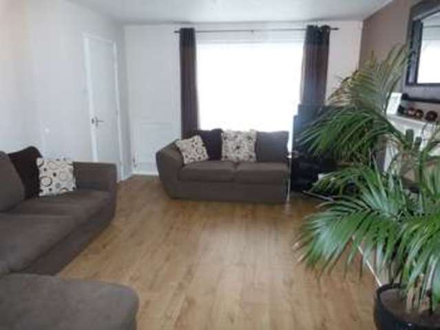  Image of 3 bedroom Detached house for sale in College View Armley Leeds LS12 at College View  Leeds, LS12 3LT