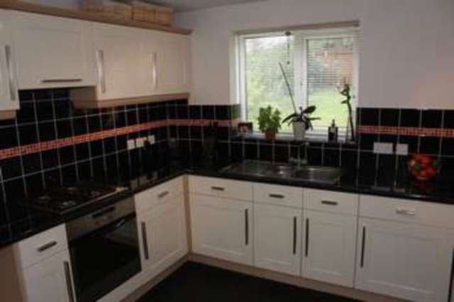  Image of 3 bedroom Detached house for sale in College View Armley Leeds LS12 at College View  Leeds, LS12 3LT