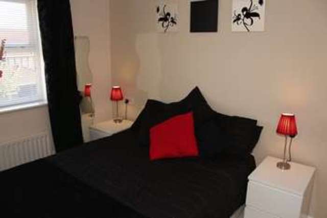  Image of 3 bedroom Detached house for sale in College View Armley Leeds LS12 at College View  Leeds, LS12 3LT