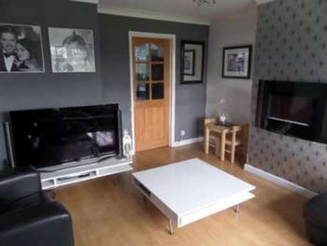  Image of 3 bedroom Semi-Detached house for sale in Collins Walk Newport Pagnell MK16 at Newport Pagnell, MK16 8QE