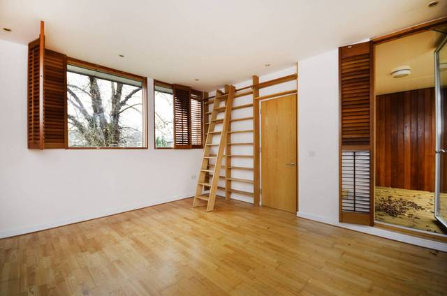  Image of 3 bedroom Detached house for sale in Collison Place Manor Road London N16 at Collison Place, Manor Road  Stoke Newington, N16 5AY
