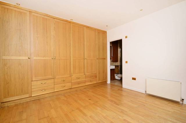  Image of 3 bedroom Detached house for sale in Collison Place Manor Road London N16 at Collison Place, Manor Road  Stoke Newington, N16 5AY