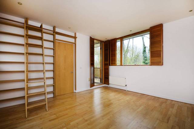  Image of 3 bedroom Detached house for sale in Collison Place Manor Road London N16 at Collison Place, Manor Road  Stoke Newington, N16 5AY