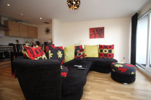  Image of 2 bedroom Flat to rent in Colonsay View Edinburgh EH5 at Granton Edinburgh Edinburgh, EH5 1FH