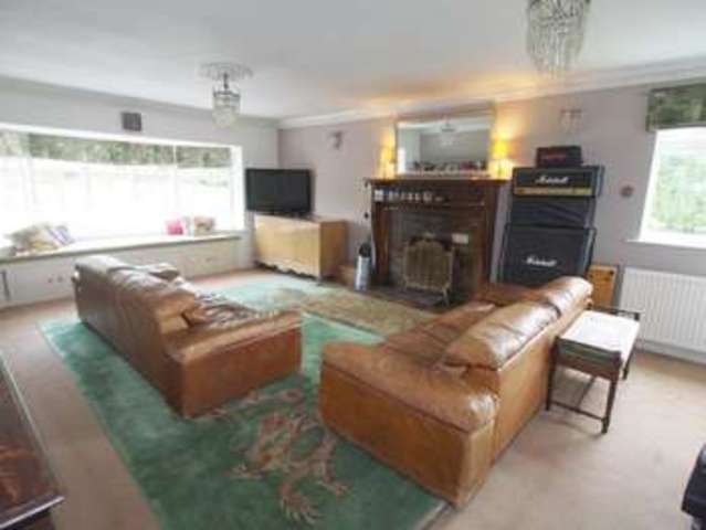  Image of 5 bedroom Detached house for sale in Combs Road Chapel-En-Le-Frith High Peak SK23 at Combs  High Peak, SK23 9UW