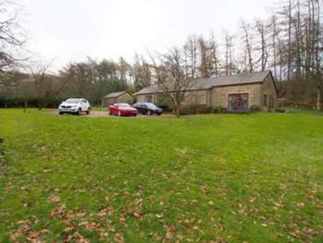  Image of 4 bedroom Detached house for sale in Combs Road Chapel-En-Le-Frith High Peak SK23 at Combs  High Peak, SK23 9UW