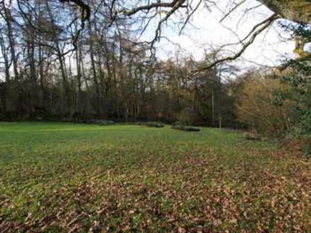  Image of 4 bedroom Detached house for sale in Combs Road Chapel-En-Le-Frith High Peak SK23 at Combs  High Peak, SK23 9UW