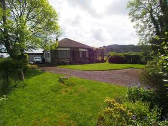  Image of 3 bedroom Detached house for sale in Combs Road Chapel-En-Le-Frith High Peak SK23 at Combs  High Peak, SK23 9UW