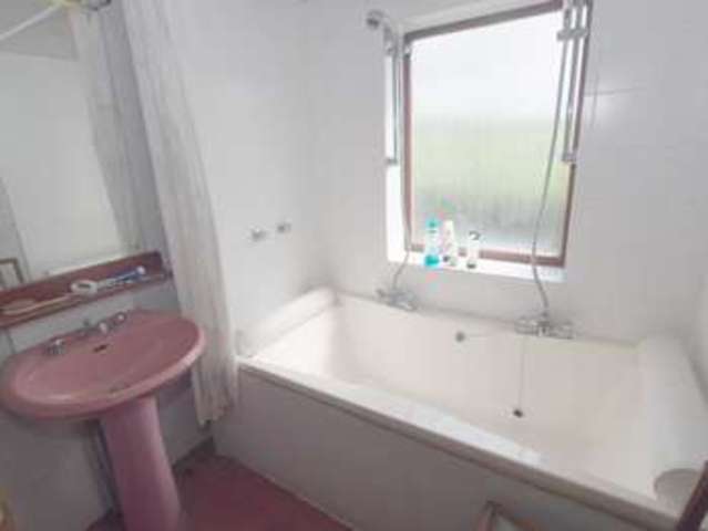  Image of 3 bedroom Detached house for sale in Combs Road Chapel-En-Le-Frith High Peak SK23 at Combs  High Peak, SK23 9UW