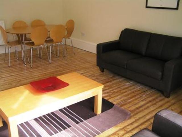  Image of 5 bedroom Flat to rent in Commercial Street Dundee DD1 at Dundee  Dundee, DD1 3DG