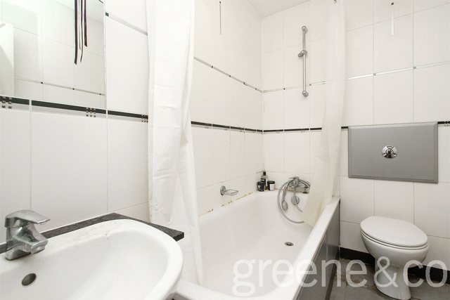  Image of 1 bedroom Flat to rent in Clerkenwell Road London EC1M at Clerkenwell Road Clerkenwell Farringdon, EC1M 5PX