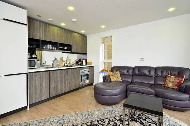  Image of 1 bedroom Flat for sale in Conington Road London SE13 at Conington Road  Lewisham, SE13 7FL