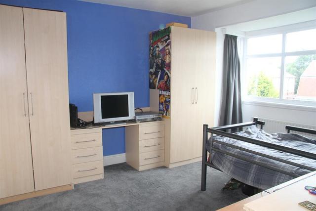 Image of 4 bedroom Detached house for sale in Cookridge Drive Cookridge Leeds LS16 at Leeds  Tinshill, LS16 7LS