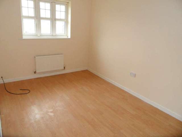  Image of 3 bedroom Semi-Detached house to rent in Cooper Avenue Newton-Le-Willows WA12 at Cooper Avenue  Newton Le Willows, WA12 9HW