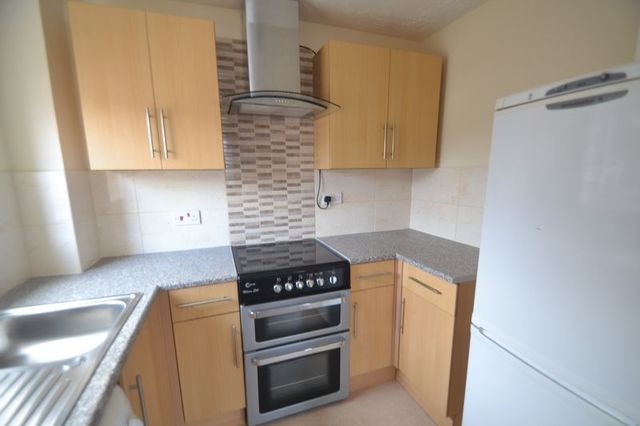  Image of 1 bedroom Flat to rent in Coopers Close Dagenham RM10 at Coopers Close  Dagenham, RM10 8TS