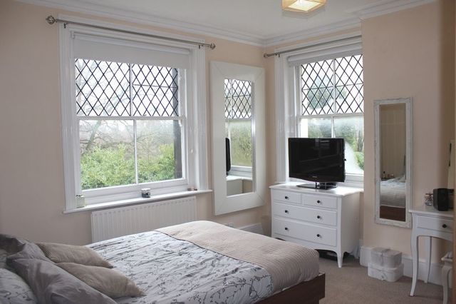  Image of 2 bedroom Flat to rent in Coopers Hill Lane Englefield Green Egham TW20 at Coopers Hill Lane Englefield Green Egham, TW20 0JY