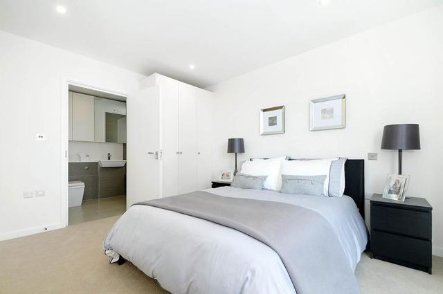  Image of 2 bedroom Flat to rent in Copenhagen Street London N1 at London  Barnsbury, N1 0JN