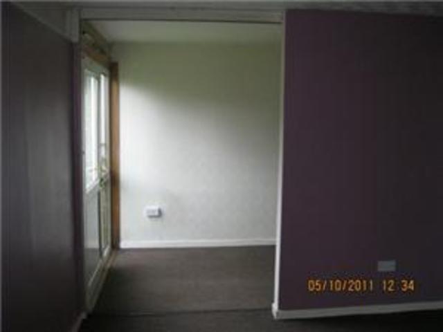  Image of 3 bedroom Terraced house to rent in Corbiston Way Cumbernauld Glasgow G67 at Cumbernauld North Lanarkshire North Lanarkshire, G67 2JE
