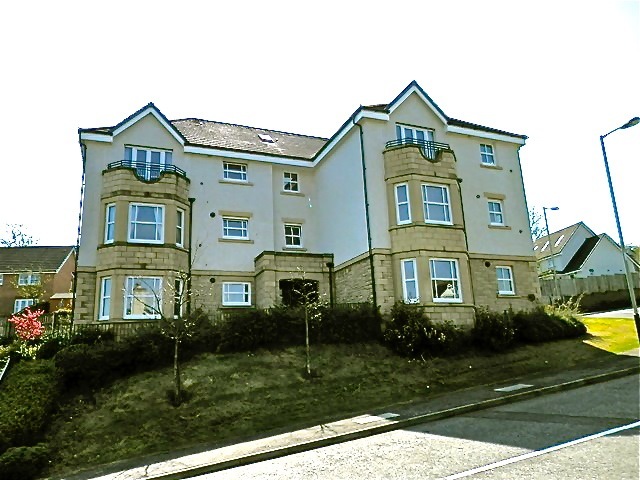  Image of 2 bedroom Flat to rent in Cornhill Road Perth PH1 at Perth Perthshire Perthshire, PH1 1LR