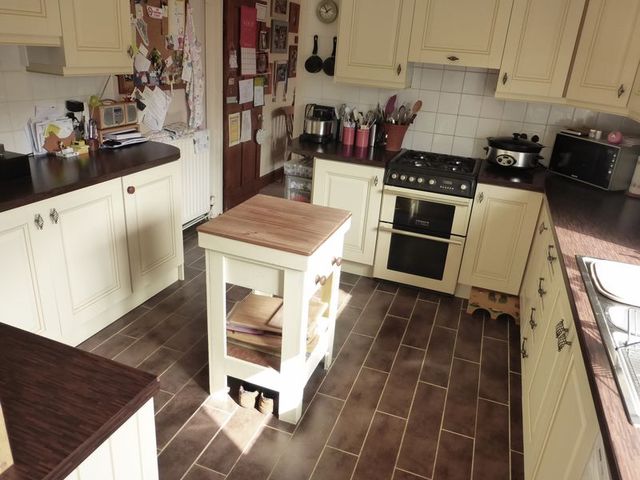  Image of 5 bedroom Semi-Detached house for sale in Corton Road Lowestoft NR32 at Corton Road  Lowestoft, NR32 4PJ