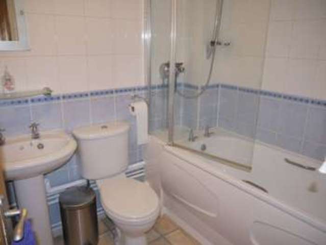  Image of 1 bedroom Flat to rent in Cosford Close Fair Oak Eastleigh SO50 at Cosford Close  Bishopstoke, SO50 8PQ