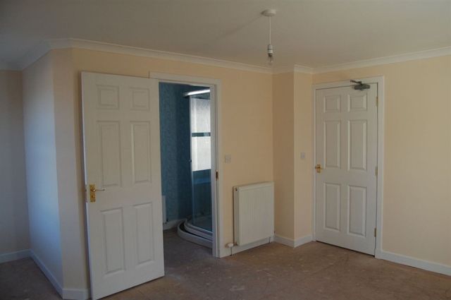  Image of 4 bedroom Detached house to rent in High Street Earlston TD4 at Earlston Borders Borders, TD4 6HG