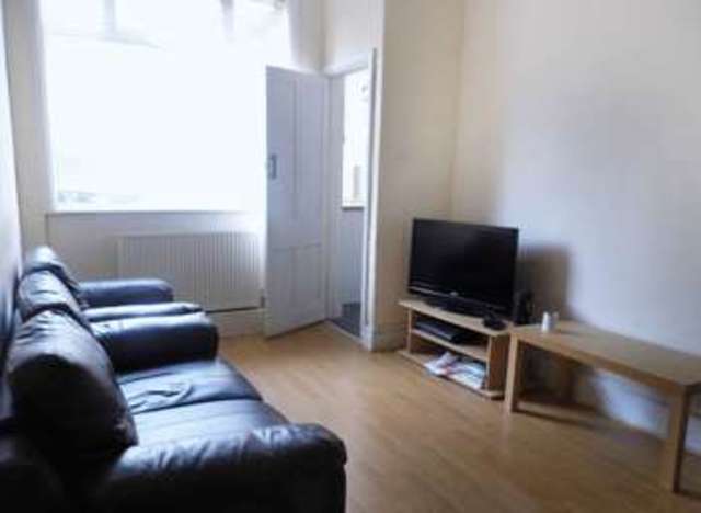  Image of 3 bedroom Terraced house for sale in Cotesheath Street Hanley Stoke-on-Trent ST1 at Cotesheath Street Joiners Square Stoke-On-Trent, ST1 3JB