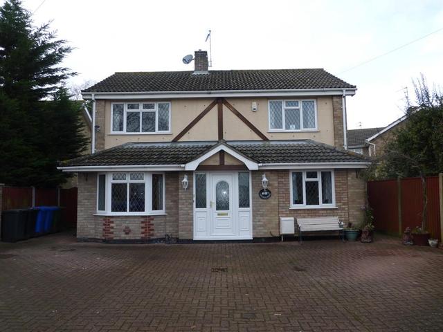  Image of 4 bedroom Detached house for sale in Cotmer Road Carlton Colville Lowestoft NR33 at Cotmer Road South Oulton Broad Lowestoft, NR33 9PT