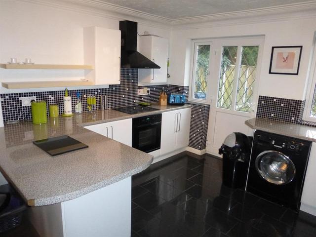  Image of 4 bedroom Detached house for sale in Cotmer Road Carlton Colville Lowestoft NR33 at Cotmer Road South Oulton Broad Lowestoft, NR33 9PT