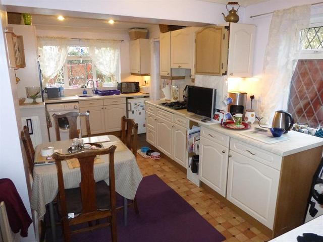  Image of 4 bedroom Detached house for sale in Cotmer Road Carlton Colville Lowestoft NR33 at Cotmer Road South Oulton Broad Lowestoft, NR33 9PT
