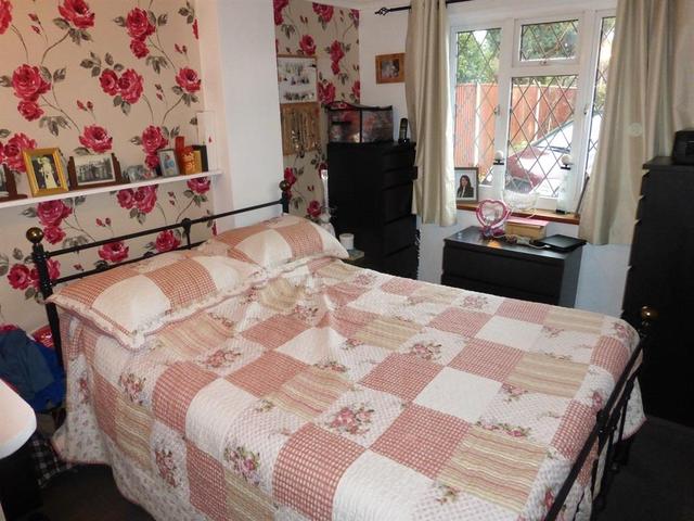  Image of 4 bedroom Detached house for sale in Cotmer Road Carlton Colville Lowestoft NR33 at Cotmer Road South Oulton Broad Lowestoft, NR33 9PT
