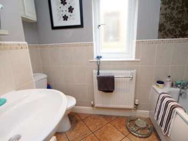  Image of 4 bedroom Detached house for sale in Cotton Close Whaley Bridge High Peak SK23 at Whaley Bridge, SK23 7GG