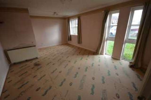  Image of 2 bedroom Bungalow for sale in Counties Crescent Starcross Exeter EX6 at Counties Cescent  Starcross, EX6 8EJ