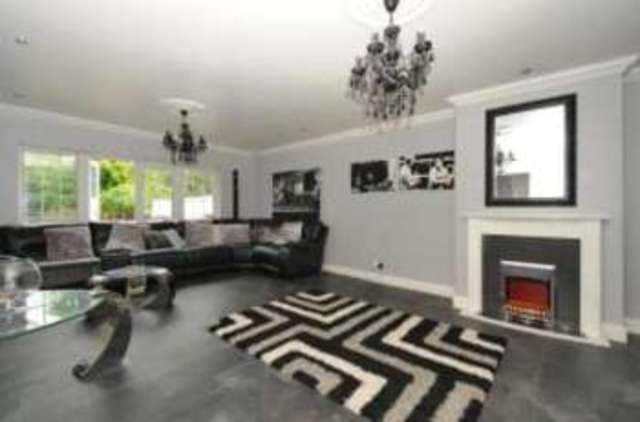  Image of 4 bedroom Bungalow for sale in Courtland Avenue London E4 at North Chingford  Chingford Green, E4 6DU
