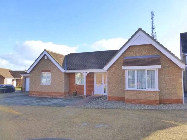  Image of 3 bedroom Detached house for sale in Covent Garden Road Caister-on-Sea Great Yarmouth NR30 at Covent Garden Road Caister-On-Sea Great Yarmouth, NR30 5SB