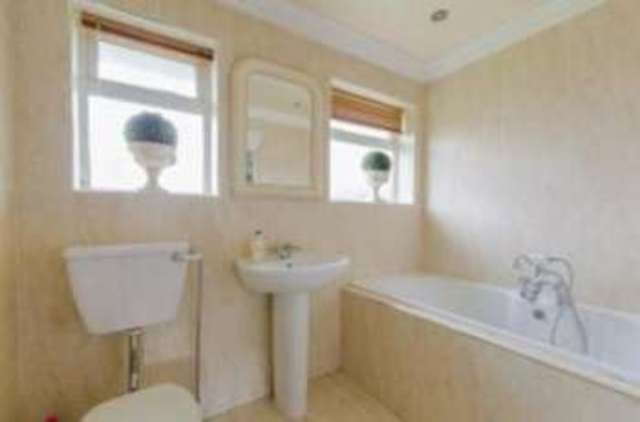  Image of 4 bedroom Detached house for sale in Cow House Lane Armthorpe Doncaster DN3 at Armthorpe Doncaster Armthorpe, DN3 3EE
