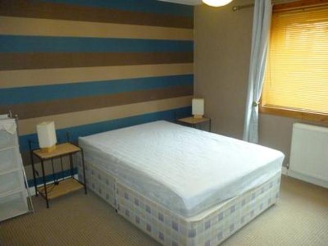  Image of 2 bedroom Flat to rent in Cowane Street Stirling FK8 at Stirling  Stirling, FK8 1JS