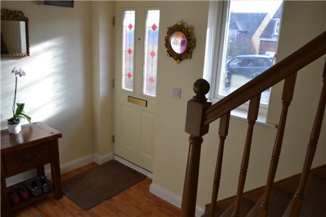  Image of 3 bedroom Town House for sale in Coxheath Close St. Leonards-on-Sea TN38 at East Sussex, TN38 8ES