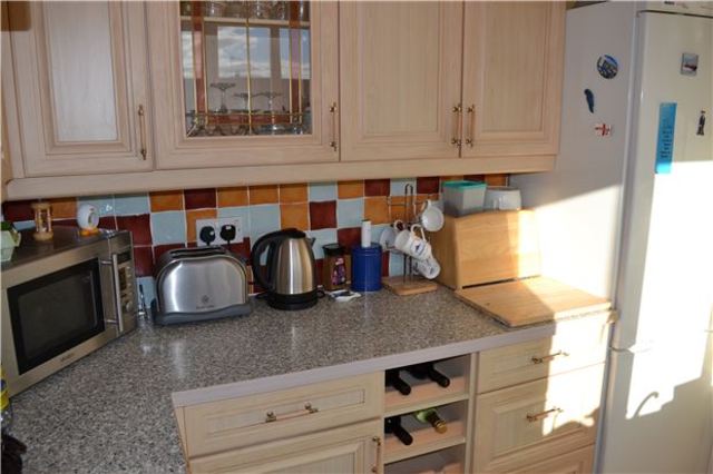  Image of 3 bedroom Town House for sale in Coxheath Close St. Leonards-on-Sea TN38 at East Sussex, TN38 8ES