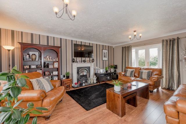  Image of 4 bedroom Detached house for sale in Crabtree Fold Norton Runcorn WA7 at Crabtree Fold Norton Runcorn, WA7 6UD