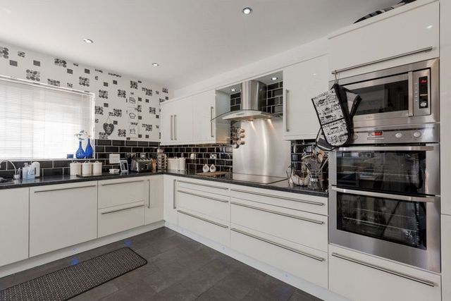  Image of 4 bedroom Detached house for sale in Crabtree Fold Norton Runcorn WA7 at Crabtree Fold Norton Runcorn, WA7 6UD