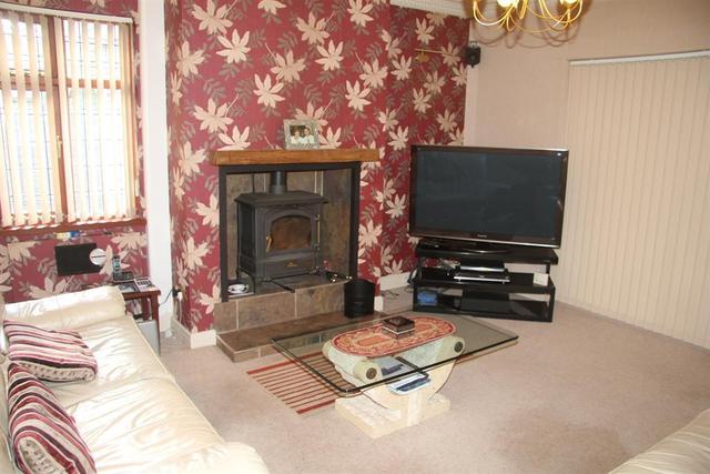  Image of 2 bedroom Detached house for sale in Crag Hill View Cookridge Leeds LS16 at Leeds  Tinshill, LS16 7LR