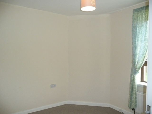  Image of 2 bedroom Flat to rent in Craigentinny Road Edinburgh EH7 at Craigentinny Edinburgh Edinburgh, EH7 6LU