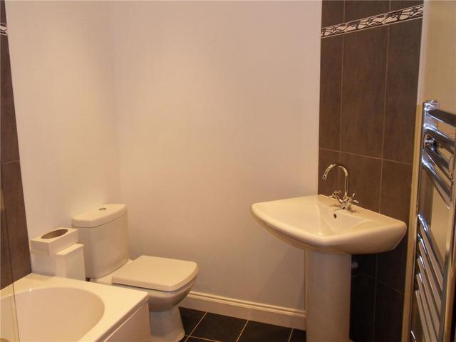  Image of 2 bedroom Flat to rent in Craigpark Drive Dennistoun Glasgow G31 at Dennistoun Glasgow Glasgow, G31 2TB